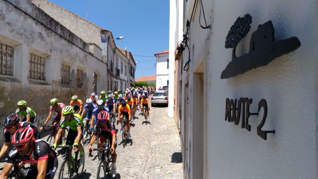 Route 2 Torrao Hotel Buitenkant foto